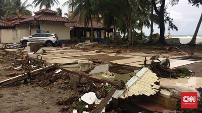 Sambolo Desa Mati di Pandeglang akibat Diterjang Tsunami