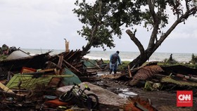 Nelayan di Banten Takut Menatap Laut dan Berdiri di Pantai