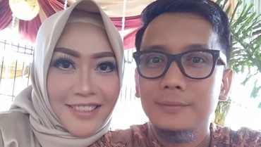 Mendiang Bani Seventeen Tinggalkan Istri Sedang Hamil 3 Bulan