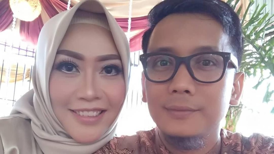 Bani Seventeen yang menjadi korban tsunami Anyer ternyata meninggalkan seorang istri yang sedang hamil tiga bulan.