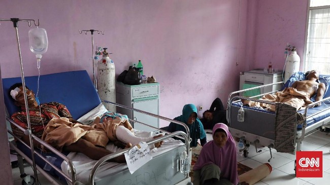 Kementerian Kesehatan menyebut seluruh rumah sakit di Provinsi Banten menyokong penanganan korban tsunami Selat Sunda, dengan diperkuat oleh RSCM.