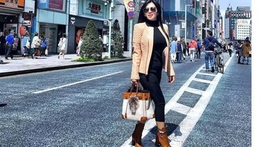 Ivan Gunawan Bocorkan Kehamilan Syahrini?