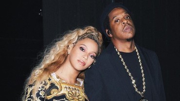 img-title Beyonce dan Jay-Z Tampil Serasi di Acara Roc Nation's The Brunch