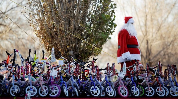 2019, Santa Rally Datang Lebih Cepat ke Pasar Saham! - PT Rifan
