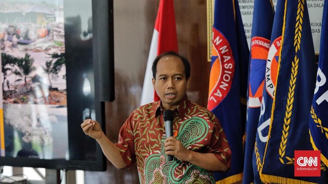 BNPB menyebut penduduk Indonesia yang tinggal di daerah rawan bencana ada jutaan jiwa. Khusus untuk di pesisir pantai, ada 3,8 juta jiwa.