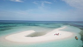 Wisata Religi dan Alam di Larantuka