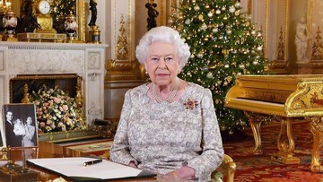 Update Informasi Selebriti InsertLive : Pihak Istana Umumkan Rencana Acara Jelang Perayaan Ultah 100 Tahun Queen Elizabeth