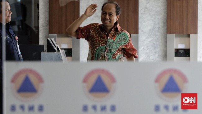 Humas BNPB Sutopo Purwo Nugroho menyebut masyarakat perlu tahu visi dan misi kedua capres soal kebencanaan karena Indonesia dikelilingi potensi bencana alam.