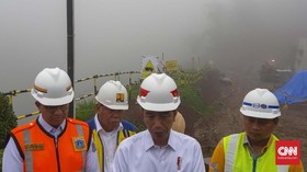Jokowi Ungkap Alasan Genjot Infrastruktur