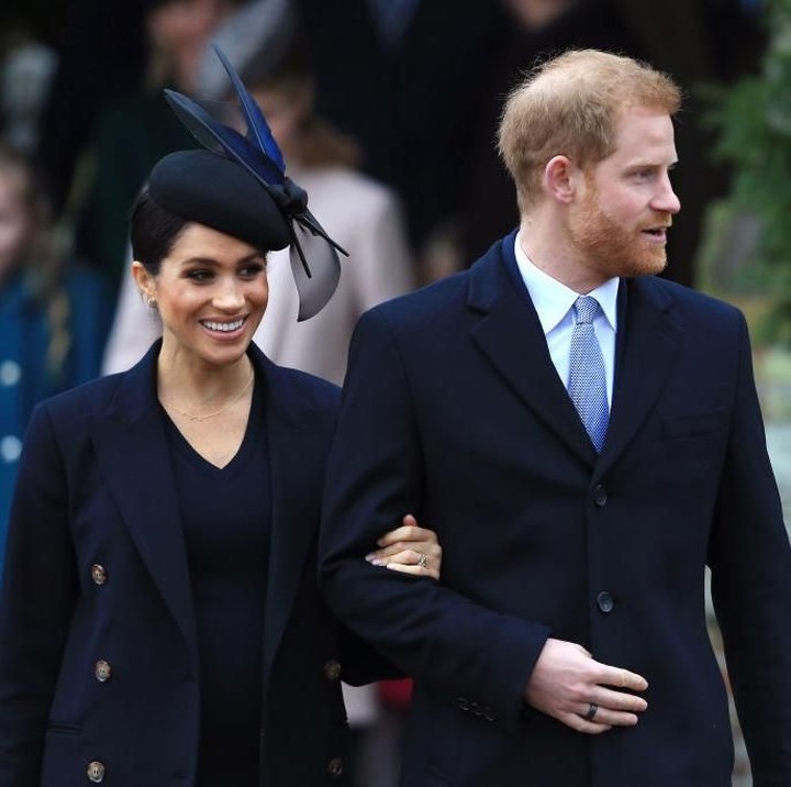 <p>Pangeran Harry dan Meghan Markle makin mesra ya, Bun. (Foto: Stephen Pond/Getty Images)</p>