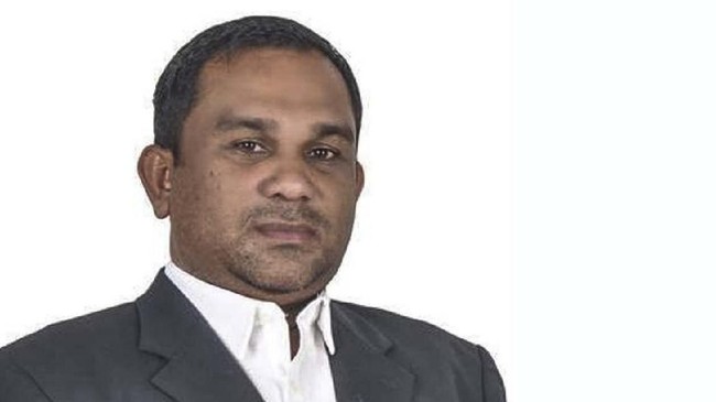 Direktur Utama PT Tuah Sejati mengaku pernah memberikan uang pada mantan Panglima GAM Izil Azhar, atas nama kepentingan Gubernur Aceh nonaktif Irwandi Yusuf.