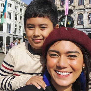 Video Entah Apa yang Merasukimu Thalita Latief Bikin Netizen Salah Fokus