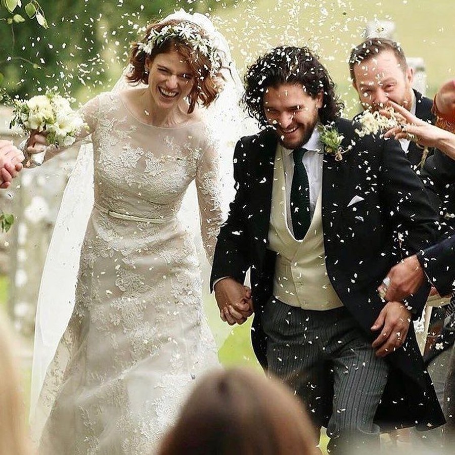 Kit Harington - Rose Leslie Berikut tujuh pernikahan artis dunia yang paling mencuri perhatian sepanjang 2018.