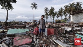 Horor di Pasar Malam dan Insting Yusron Hadapi Tsunami Banten