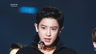 img-title Baekhyun EXO Sebut Chanyeol Kesakitan Saat Pembuatan MV 'Obsession'
