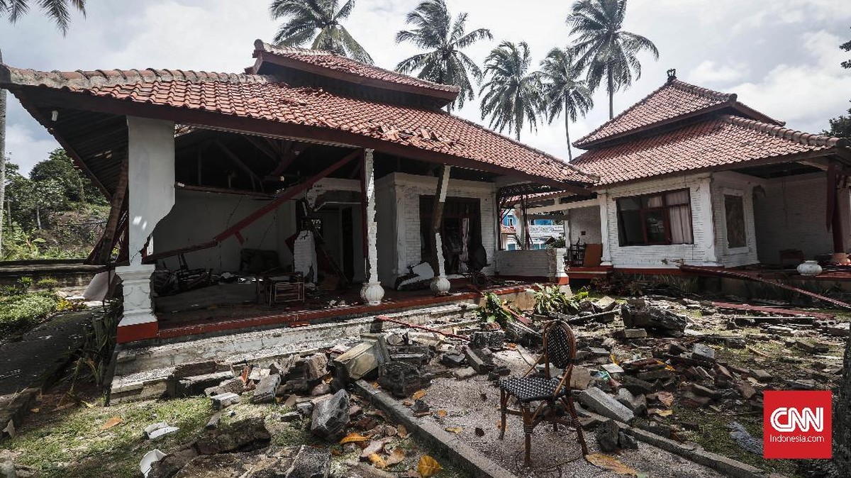 FOTO : Menaruh Harapan pada Laut Usai Tsunami Selat Sunda