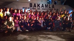 Terjebak Badai, 93 Turis China Dievakuasi Kapal Bakamla