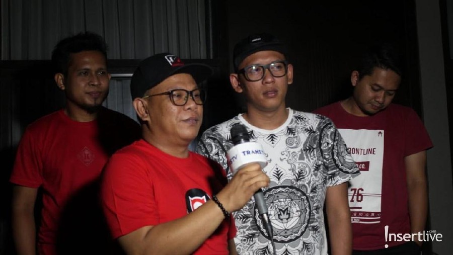 Dadali Band merasa harusnya ada rasa penghargaan dari sesama musisi dari seorang Anji.