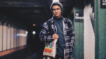 Tuduhan Kejam & Liar Fans untuk Iqbaal Ramadhan, Dituding Gay hingga Bukti Foto