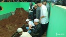 Berikut suasana pemakaman dari musisi legenda Indonesia&comma; Dian Pramana Poetra&period;