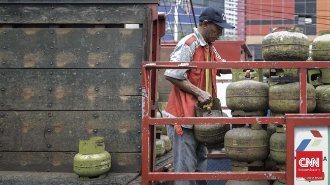 Harga sejumlah barang termasuk kebutuhan pokok melonjak selama beberapa waktu terakhir mulai dari lpg hingga daging sapi. Berikut daftarnya.