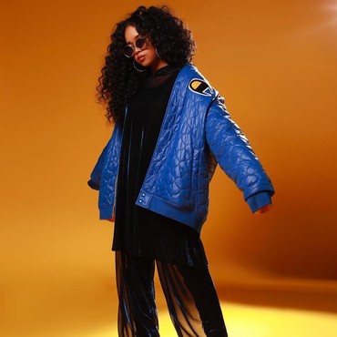 Lirik Lagu Could've Been - H.E.R. feat. Bryson Tiller