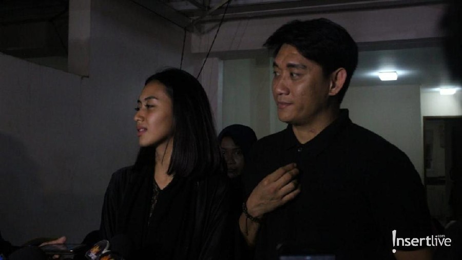 Dylan Disebut Orang Ketiga, Riedhan & Cynthia Beri Tanggapan Dylan Sahara disebut sebagai orang ketiga yang telah merebut Ifan dari mantan istrinya. Mendengar kabar tersebut, Riedhan dan Cynthia memberikan tanggapannya.