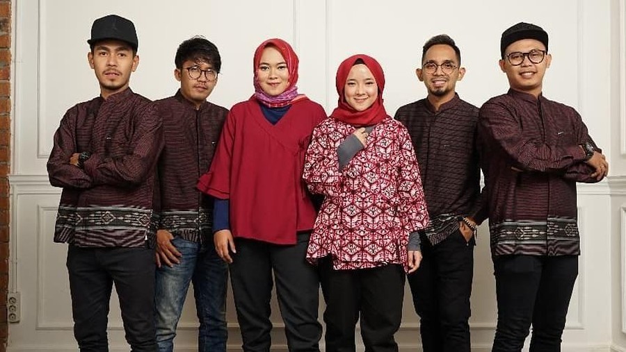 Sabyan Gambus merilis lagu bertajuk Idul Fitri jelang berakhirnya Ramadan ini.
