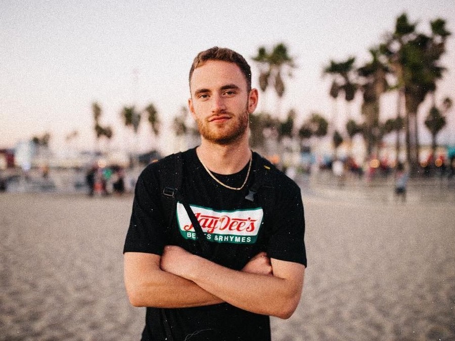Disco Yes - Tom Misch feat. Poppy Ajudha Berikut lima pilihan lagu favorit mantan presiden Amerika Serikat, Barrack Obama, sepanjang 2018.