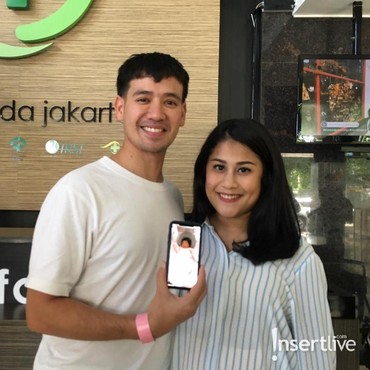 Dikaruniai Anak Pertama, Tarra Budiman: Kado Paling Indah