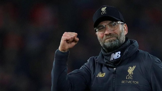 Manajer Liverpool, Juergen Klopp, mengaku sangat terharu hingga nyaris menangis melihat momen Mohamed Salah memberikan bola ekskusi penalti ke Roberto Firmino.