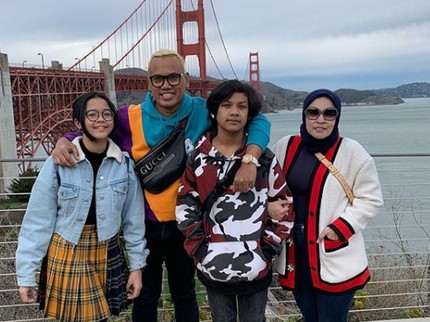 Keseruan Uya Kuya, Boyong Keluarga Liburan Akhir Tahun ke Amerika