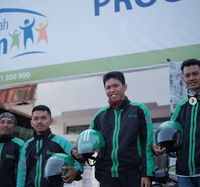 Ngeeeng! Komunitas Ojol Laskar Pelangi Rajin Amal Antar Anak Yatim Ngeeeng! Komunitas Ojol Laskar Pelangi Rajin Amal Antar Anak Yatim