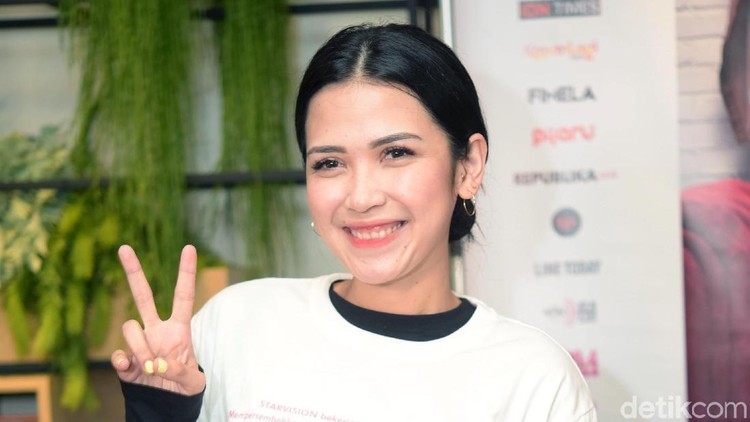 Dinda Kanya Dewi saat ditemui di kawasan Sarinah.