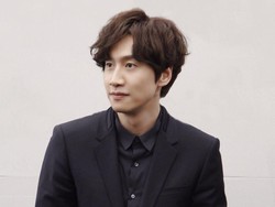 Blak-blakan Lee Kwang Soo Ngaku Pernah Oplas!