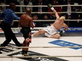 Mayweather Menang TKO atas Kickboxer Jepang di Ronde Pertama
