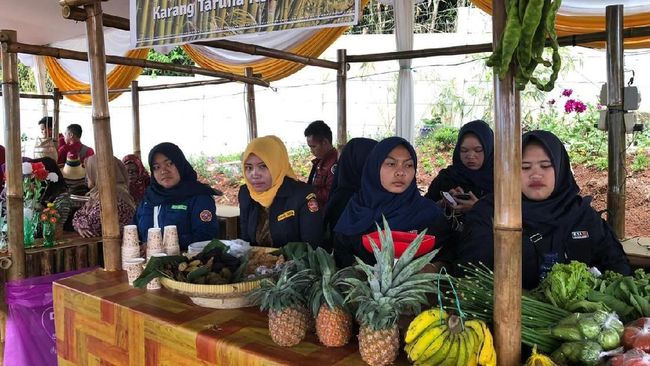 Sajian di dalam destinasi digital itu pun lengkap dengan menonjolkan kekuatan seni budaya Jawa Barat.