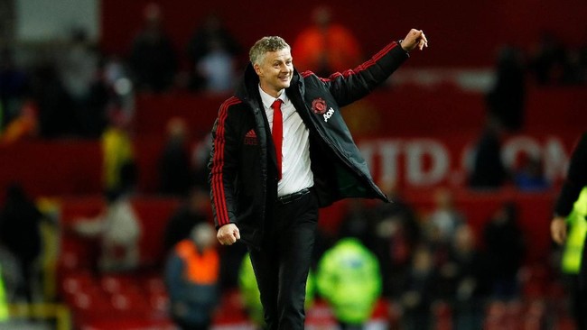 Manajer Manchester United Ole Gunnar Solskjaer punya peluang untuk menyamai catatan rekor pelatih legendaris Sir Matt Busby.