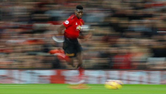 Paul Pogba harus menentukan pilihan maha bijak antara menetap di Manchester United atau mewujudkan mimpinya untuk berseragam Real Madrid.
