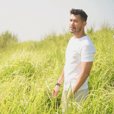 Didatangi Ibunya, Rian Ibram Tak Bisa Menahan Tangis