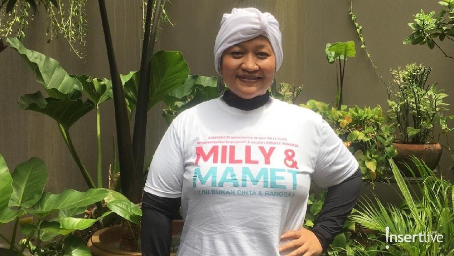Ikut terlibat dalam film Milly & Mamet yang merupakan spin-off AADC, Tike Priatnakususma mengaku senang.