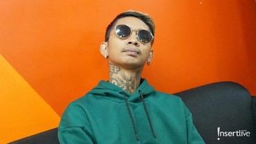 Lirik Lagu Musuh Masyarakat - Young Lex