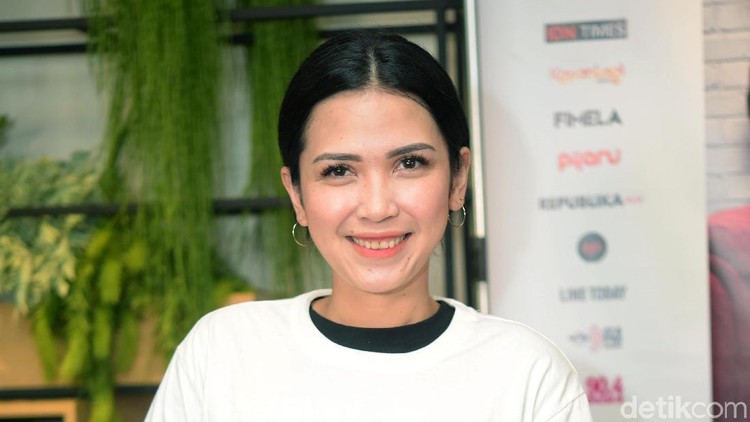 Dinda Kanya Dewi saat ditemui di kawasan Sarinah.