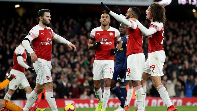 Arsenal meraih kemenangan di awal tahun 2019 dengan mengalahkan Fulham 4-1 di Emirates dalam laga pekan ke-21 kompetisi Liga Primer Inggris, Selasa (1/1).