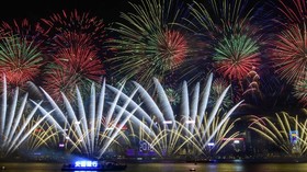 Pesta Kembang Api di Victoria Harbour Hong Kong Ditiadakan