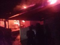 2 Rumah di Asrama Brimob Polda Maluku Terbakar