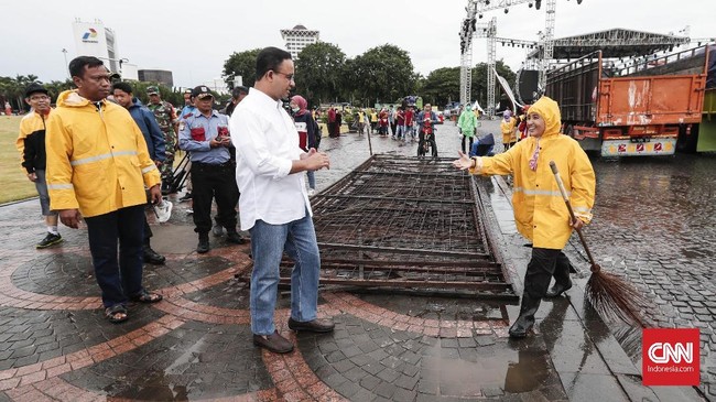 Putusan MA soal swastanisasi air diketok palu sejak 2017 namun sampai saat ini belum dilaksanakan. Koalisi mendesak Anies Basawedan segera melaksanakannya.