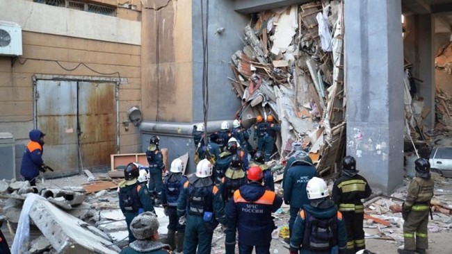 Jumlah korban tewas akibat insiden ledakan yang meruntuhkan kompleks apartemen di Kota Urals, Magnitogorsk, Rusia, mencapai 37 orang.