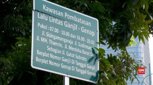 Transportasi Jakarta akan menambah 48 rute baru untuk membantu masyarakat yang terkena imbas perluasan ganjil genap di daerah ibu kota.