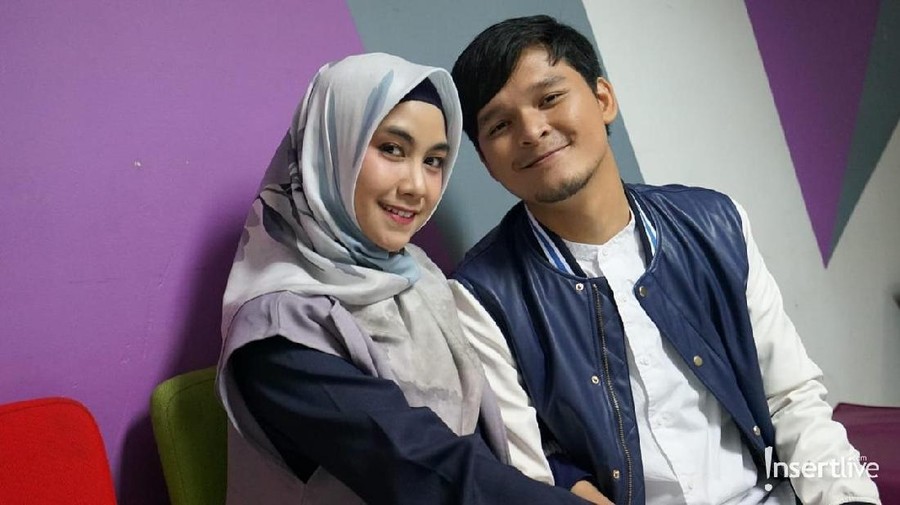 Perihal konflik dalam setiap hubungan rumah tangga.